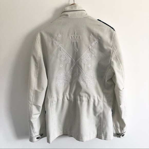 Men’s Jacket - Picture 2 of 6